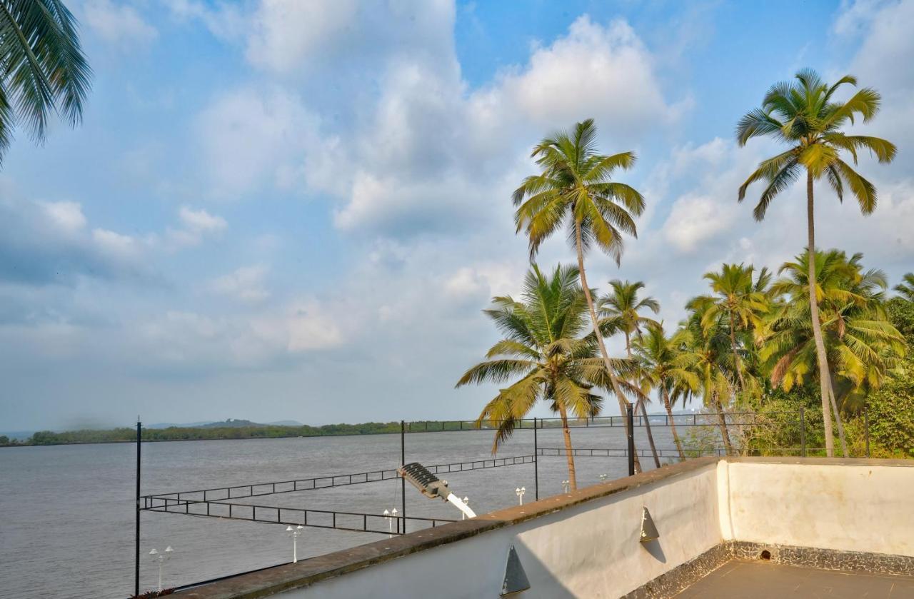 Blu Missel By The River Ribandar Экстерьер фото