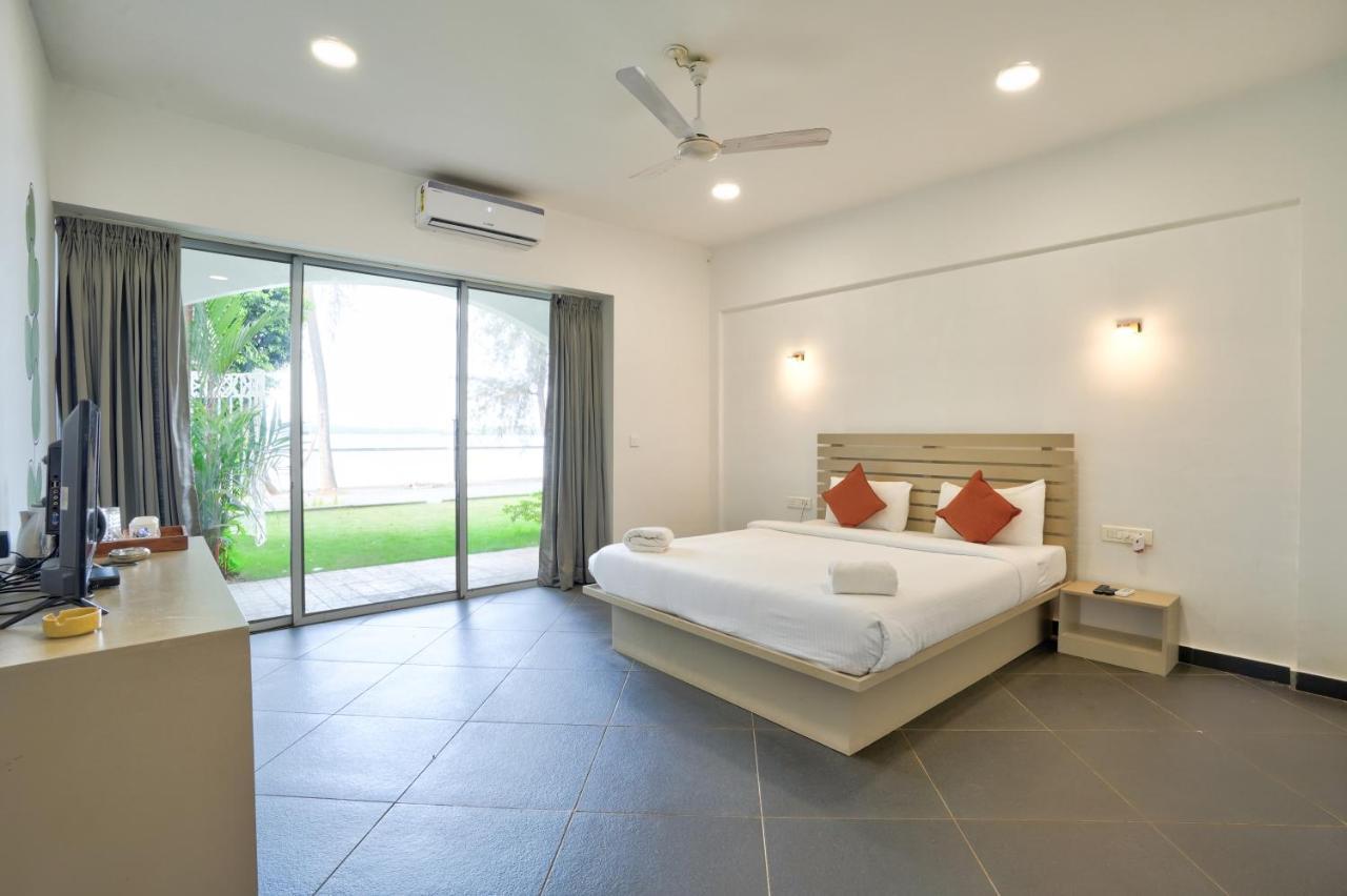 Blu Missel By The River Ribandar Экстерьер фото